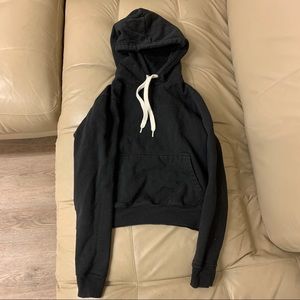 URBAN OUTFITTERS BLACK HOODIE/ SWEATSHIRT